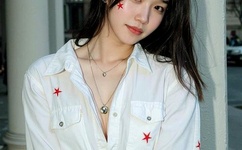 久久亚洲精品AV无码四区